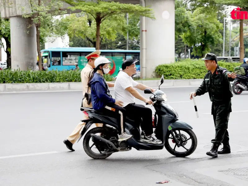 Quà Tặng Nón Bảo Hiểm Chất Lượng Cao – Chiến Lược Branding Bền Vững Và Trách Nhiệm Xã Hội