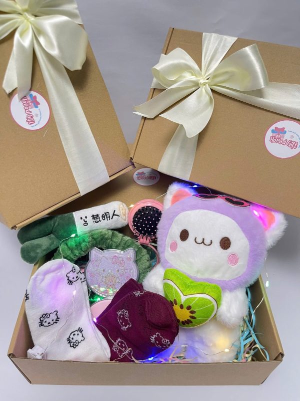 Quà Tặng Bạn Gái Noel: 45 Ý Tưởng Sang Trọng, Nghệ Thuật Và Cách Chọn Gửi Gắm Tình Cảm Sâu Sắc