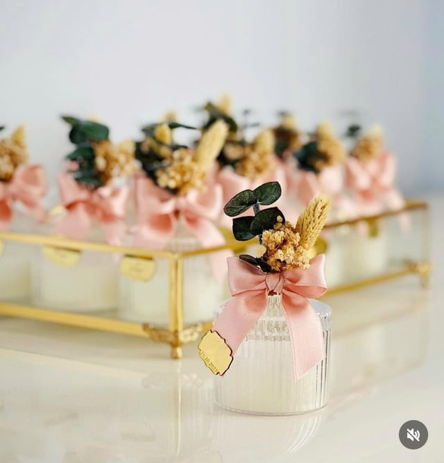 Quà Tặng Bạn Gái Giá Rẻ Chất Lượng Và Ý Nghĩa (Cẩm Nang Tiết Kiệm)