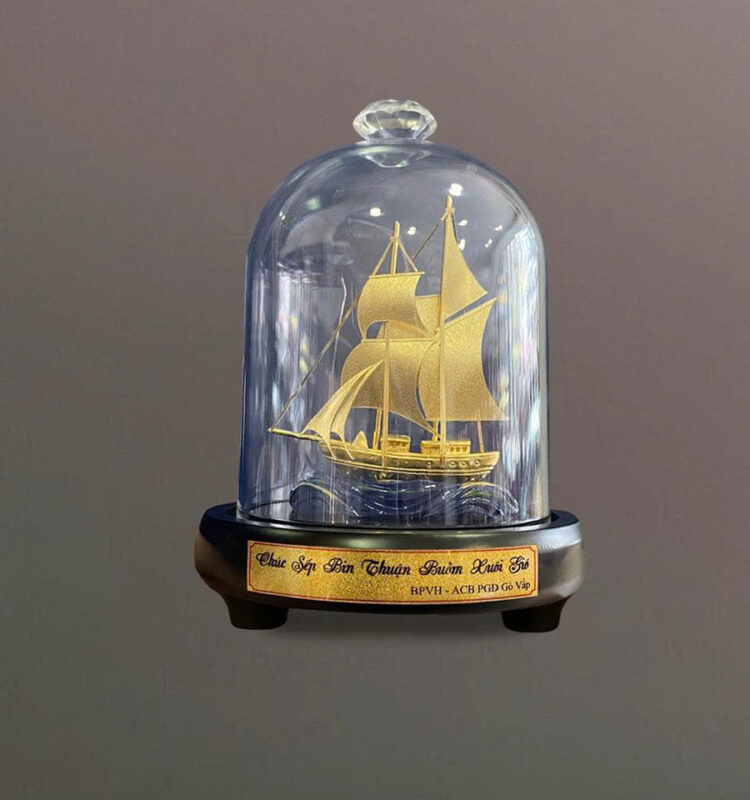 Quà Tặng Sếp Mạ Vàng Cao Cấp: Phân Tích Chuyên Sâu Về Giá Trị Nghệ Thuật Và Phong Thủy