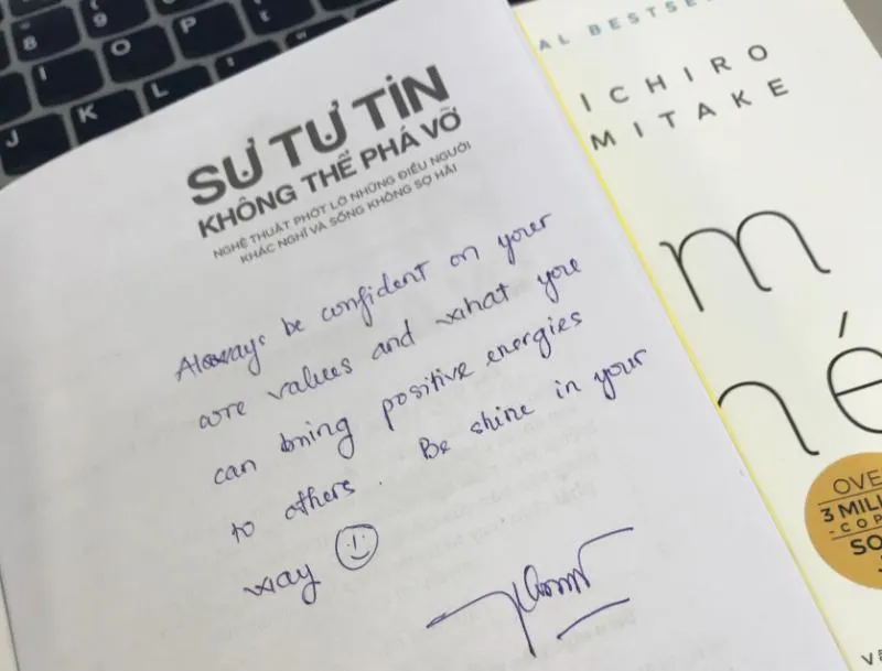 Ngôn ngữ và phong cách viết lời chúc tặng sách cần được cá nhân hóa theo từng đối tượng cụ thể