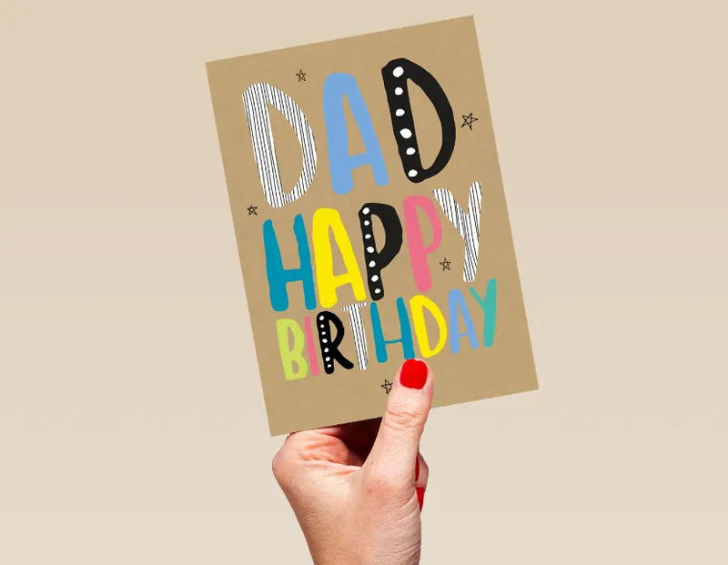 Gia đình ấm cúng mừng sinh nhật bố, thể hiện những lời chúc sinh nhật bố chân thành