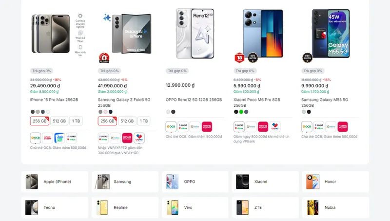 Quà tặng cá nhân hóa, như một chiếc ví da khắc tên, thể hiện sự thấu hiểu kèm theo những lời chúc sinh nhật bố ý nghĩa