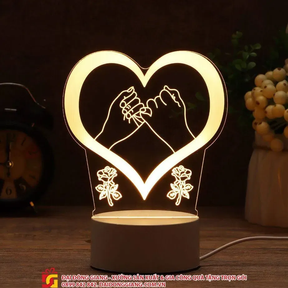 Đèn ngủ phong cách hiện đại, ánh sáng ấm áp, gợi ý quà tặng đám hỏi lãng mạn