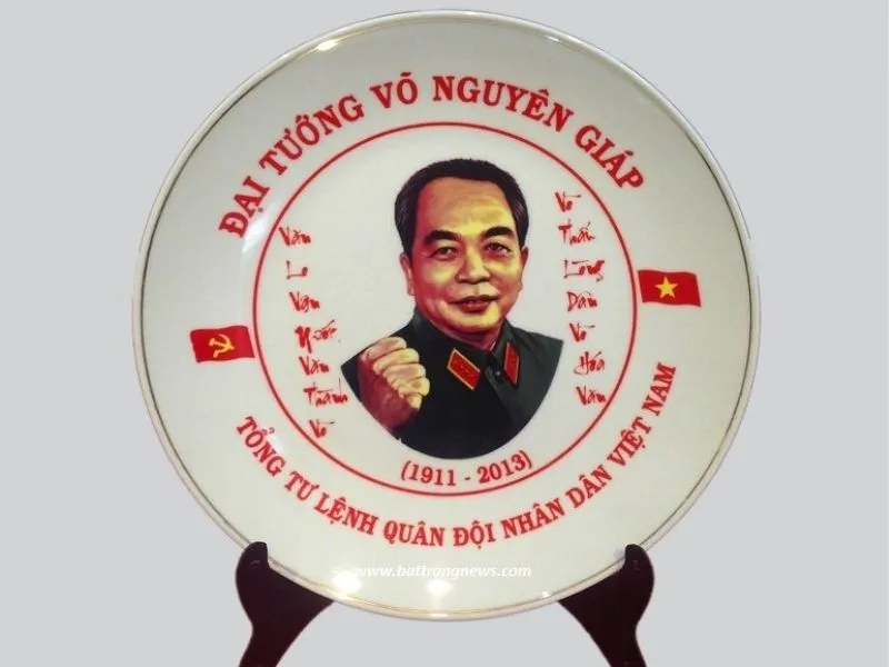 dia-trung-bay-gom-su (2)