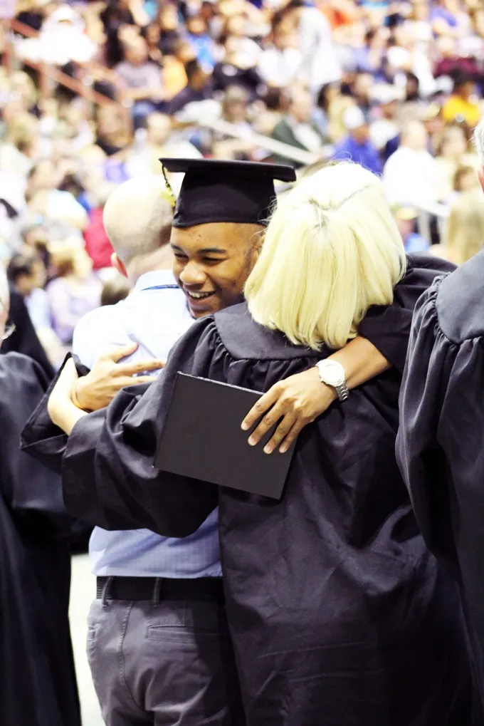 Những câu chúc mừng sinh nhật bằng tiếng Anh hay dành cho giáo viên hoặc người hướng dẫn