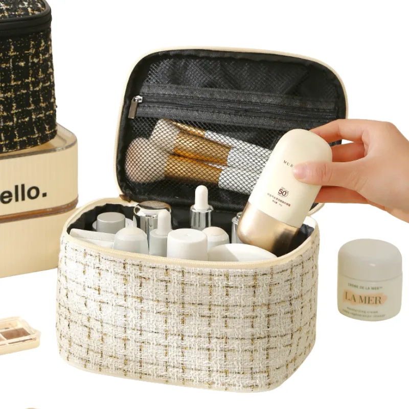 Túi đựng mỹ phẩm cho nữ khi đi chơi NUCELLE