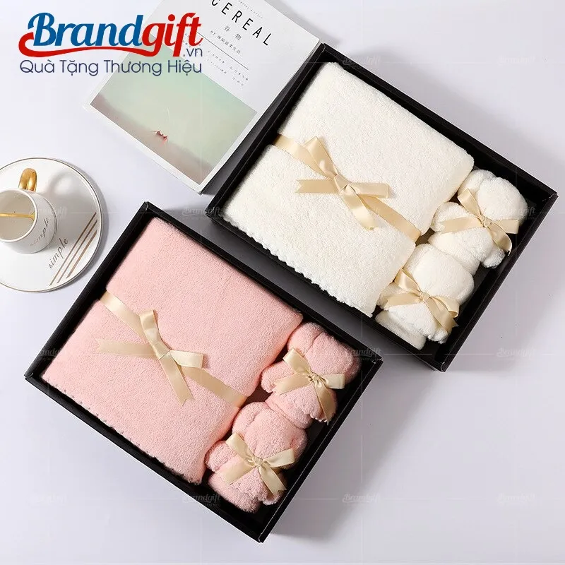 Bộ quà tặng khăn bông thêu logo thiết thực cho khách hàng