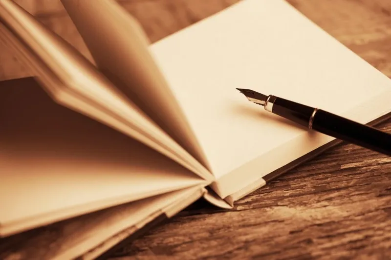 Cây bút ký cao cấp, món quà trang trọng và hữu ích dành tặng thầy cô nhân dịp 20/11