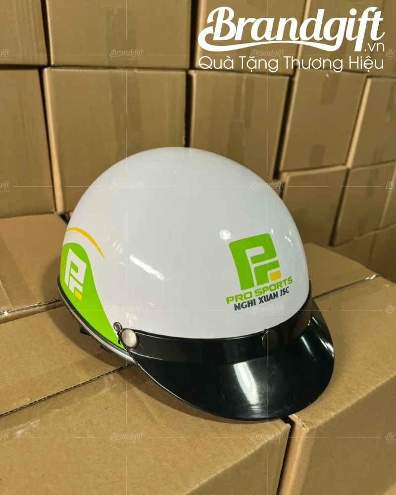 mu-bao-hiem-in-logo-lam-qua-tang-123