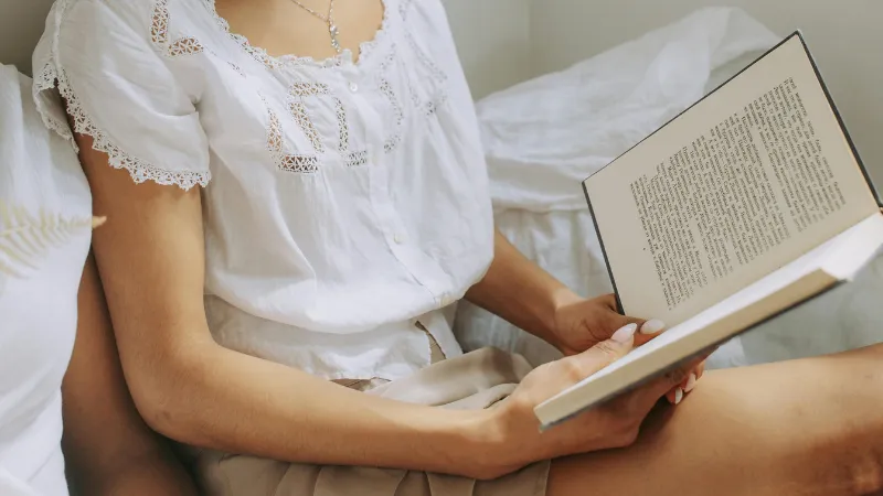 Sách truyền cảm hứng và phát triển bản thân, món quà tinh thần giá trị.