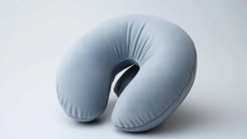 Bình giữ nhiệt nhỏ gọn, quà tặng ý nghĩa cho bạn thân thể hiện sự quan tâm đến sức khỏe