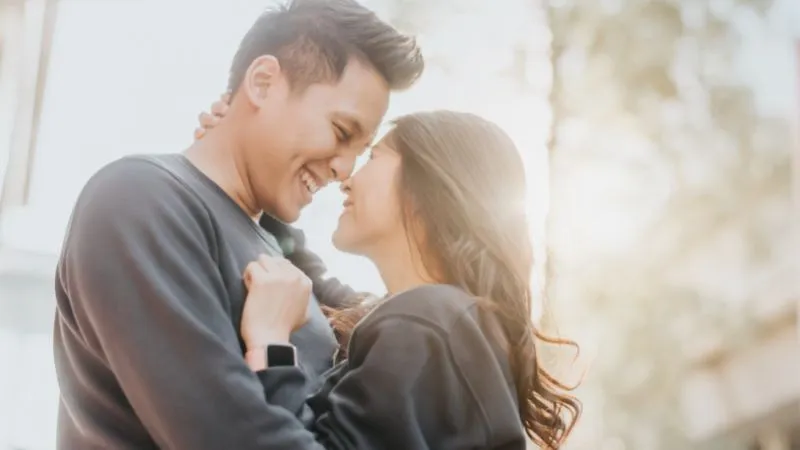 Em chúc anh tuổi mới sự nghiệp vững vàng, luôn luôn khỏe mạnh để luôn là bờ vai vững chãi nhất cho em và các con!