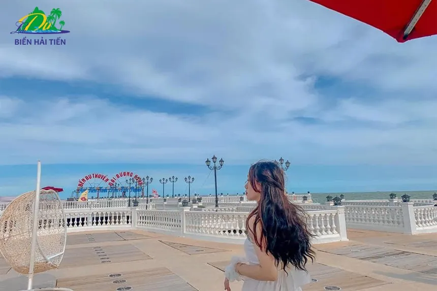 Top những câu stt đi du lịch biển hay và thu hút lượt tương tác cao trên mạng xã hội
