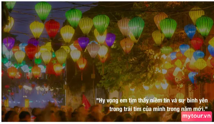 Lựa chọn cách diễn đạt phù hợp giúp lời chúc Tết trở nên tinh tế và không gây hiểu lầm