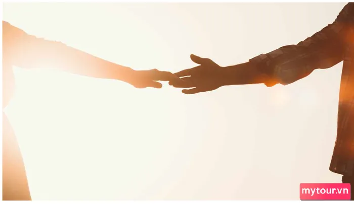 Cân nhắc kỹ lưỡng bối cảnh trước khi gửi lời chúc Tết để đảm bảo sự thoải mái cho cả hai bên