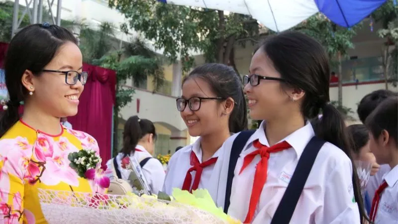 Lời chúc Tết 2026 tới thầy cô chủ nhiệm