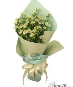 Mẫu hoa sinh nhật đẹp mắt giúp không gian buổi tiệc thêm phần sang trọng