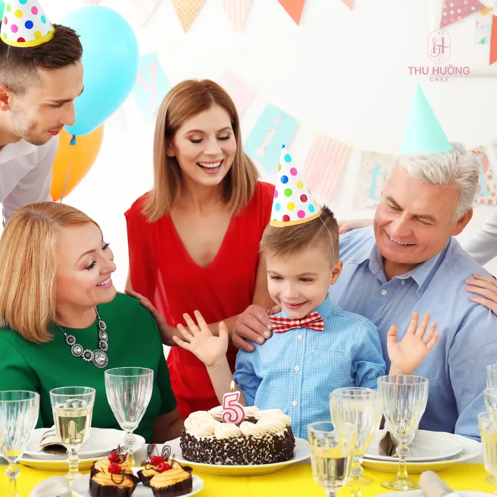 Những câu chúc sinh nhật cháu trai cảm động và sâu sắc