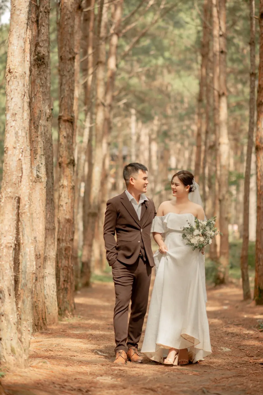 Những khoảnh khắc tại Đà Lạt thường được chọn làm ảnh nền cho các bài đăng cảm ơn sau đám cưới vì sự lãng mạn