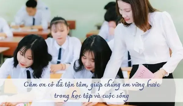 Một tấm thiệp chúc mừng 20/11 được trang trí thủ công tỉ mỉ bằng màu vẽ của học sinh