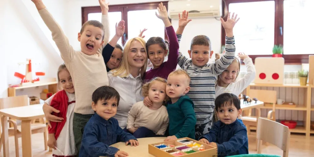 Gửi lời chúc 20/11 bằng tiếng Anh cho thầy cô