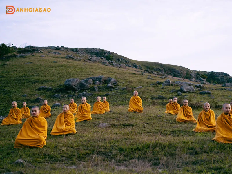 Lời chúc chân thành gửi đến người xuất gia mang lại năng lượng tích cực cho hành trình đạo pháp