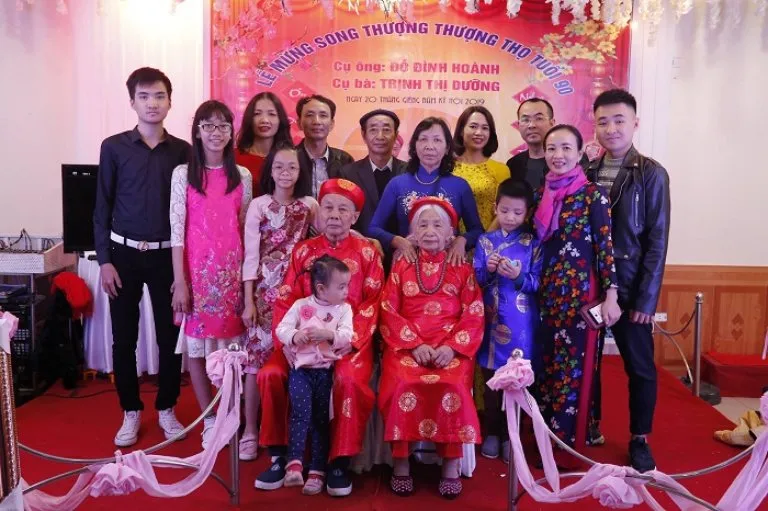 Lời chúc thọ tuổi 90 bằng thơ cô đọng và sâu sắc