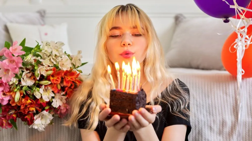 Lời chúc sinh nhật con gái tuổi teen từ 14 - 17 tuổi