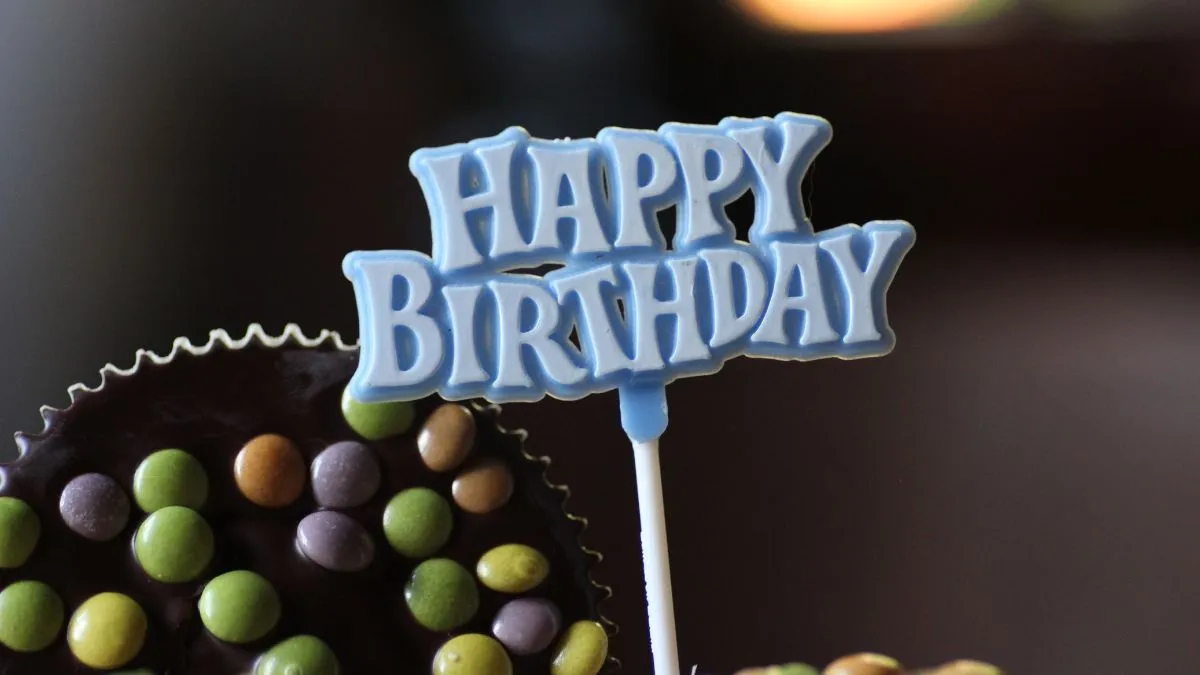 Mẫu lời chúc sinh nhật người yêu ngắn gọn ý nghĩa bằng tiếng Anh