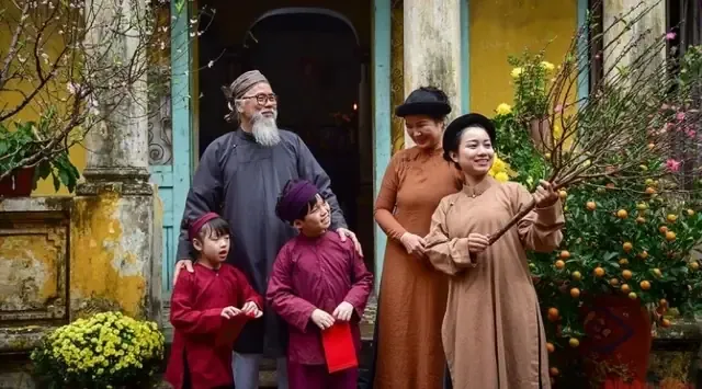 Lời chúc Tết chân thành giúp thắt chặt tình cảm giữa các thế hệ trong gia đình Việt