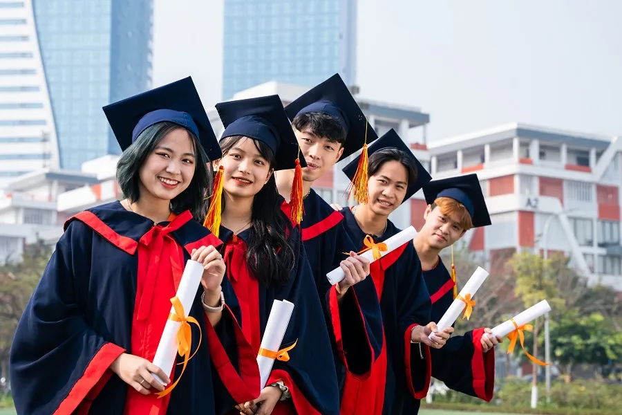 Sức mạnh của lời chúc tốt nghiệp trong việc truyền cảm hứng sống