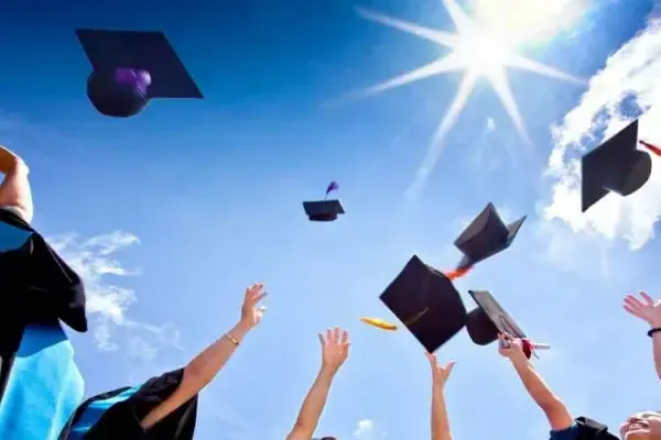 Ý Nghĩa Của Những Lời Chúc Học Tập Tốt Trong Lễ Tốt Nghiệp