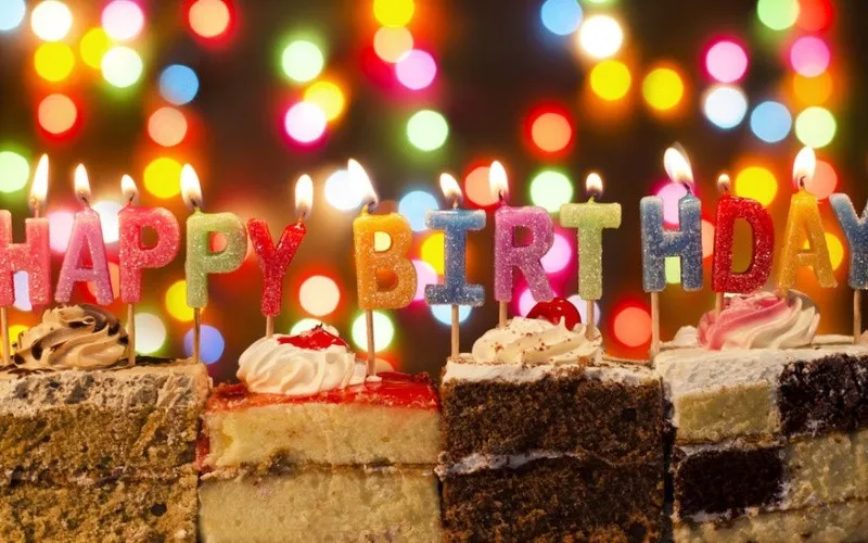 Bánh kem sinh nhật thiết kế đơn giản dành riêng cho anh trai với lời chúc hóm hỉnh