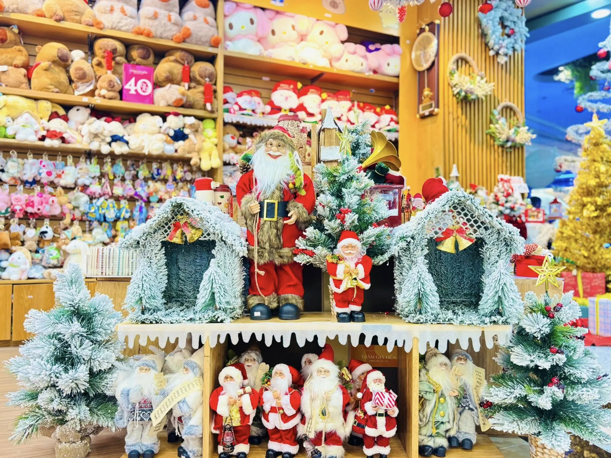 Không gian rực rỡ chuẩn bị cho những lời chúc noel ý nghĩa