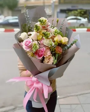 Không gian tiệc sinh nhật ấm cúng thắt chặt tình cảm mẹ con