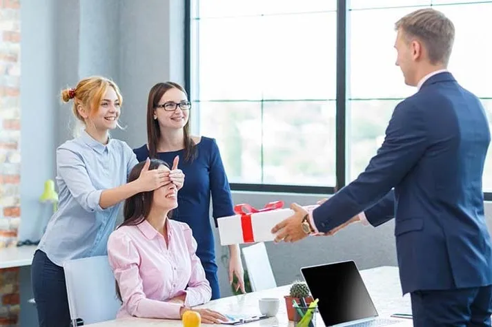 Lời chúc chia tay đồng nghiệp đầy cảm hứng giúp tạo động lực cho khởi đầu mới