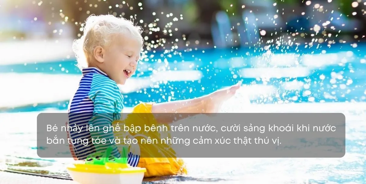 Bé yêu lần đầu làm quen với nước tạo nên những khoảnh khắc vô cùng đáng yêu