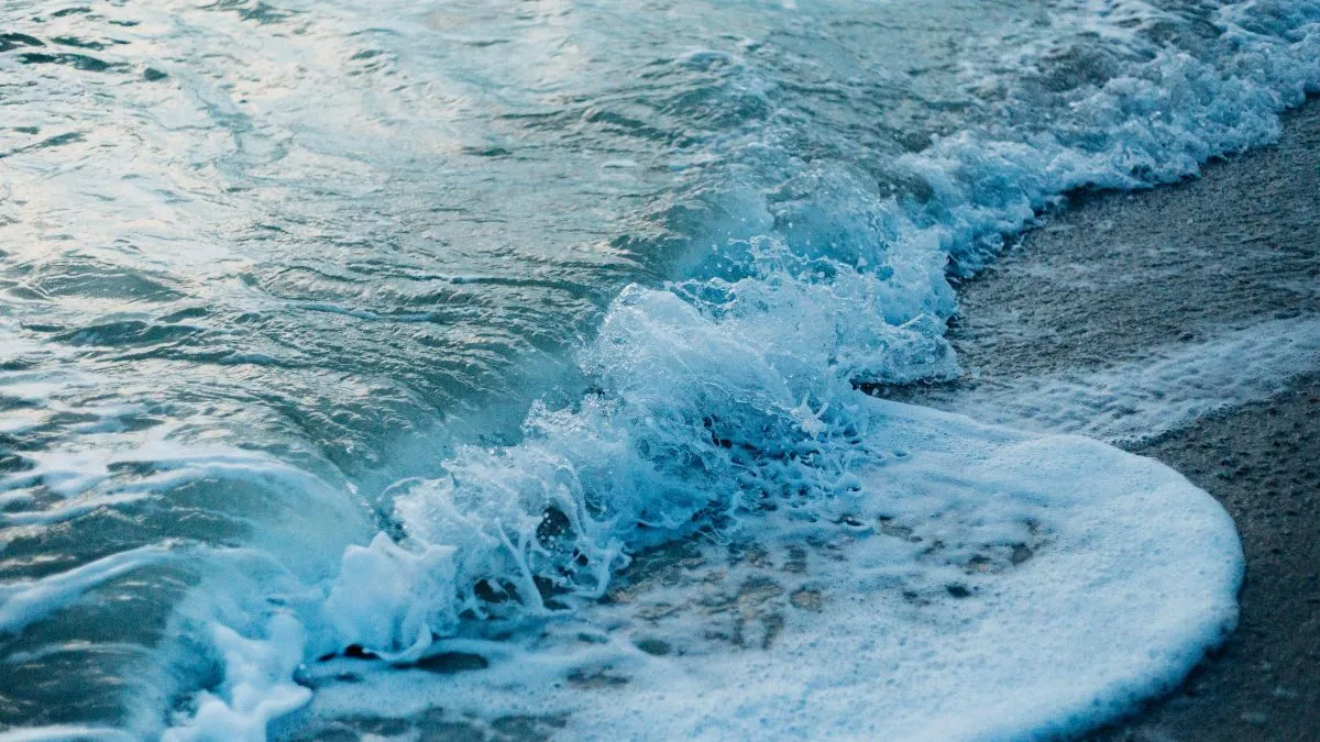 Sử dụng những câu thả thính nhẹ nhàng giúp bạn dễ dàng chạm đến trái tim của người mình thương