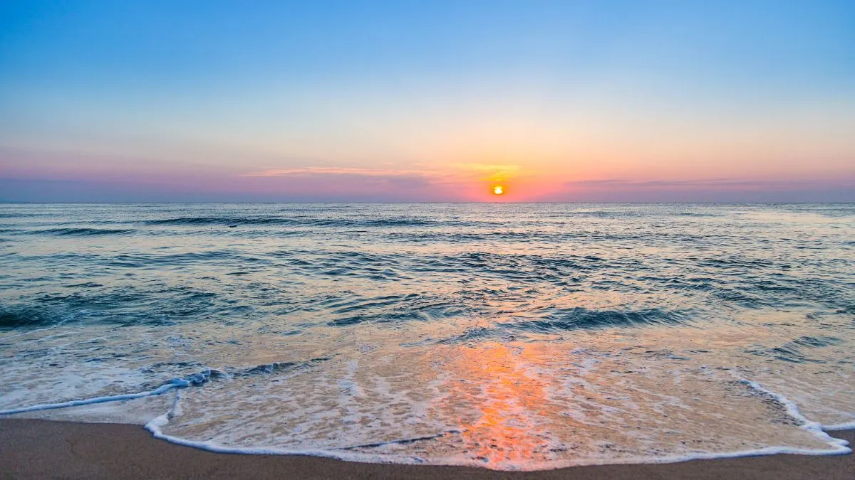 Những bức ảnh biển lúc chiều tà thường mang lại nhiều cảm xúc suy tư và lắng đọng cho người xem