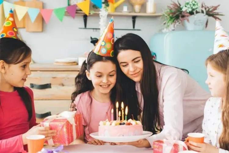 Sự hài hước giúp gắn kết tình cảm và tạo ra những kỷ niệm sinh nhật khó quên