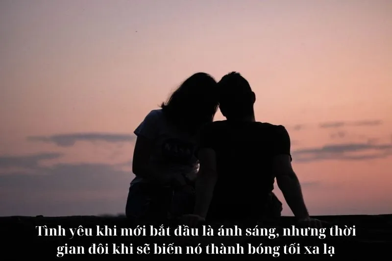 Sự thay đổi trong tình yêu qua năm tháng được thể hiện qua hình ảnh sâu sắc