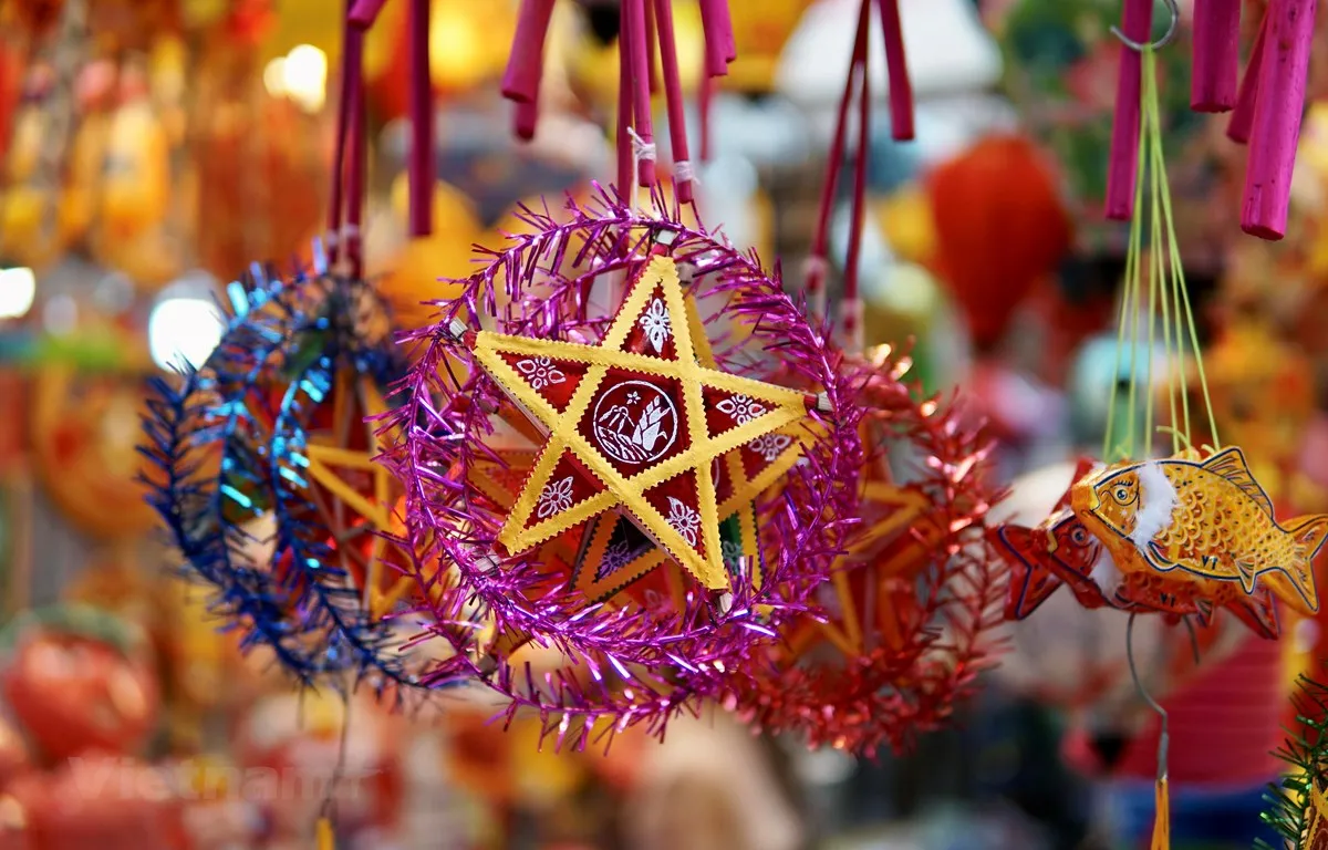 Đồ dùng trang trí Trung thu