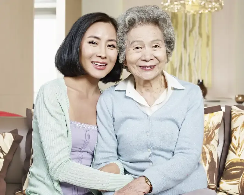 Đừng quên gửi đến mẹ yêu những lời chúc 20/10 thật ngọt ngào và ý nghĩa bạn yêu nhé.@Shutterstock