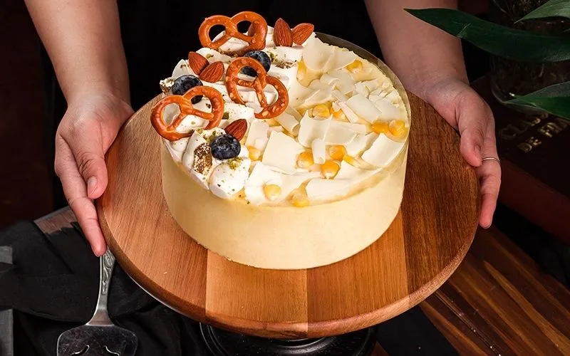 Chiáº¿c bÃ¡nh kem tinh táº¿, thanh lá»‹ch táº¡i Tiá»‡m bÃ¡nh Friendship