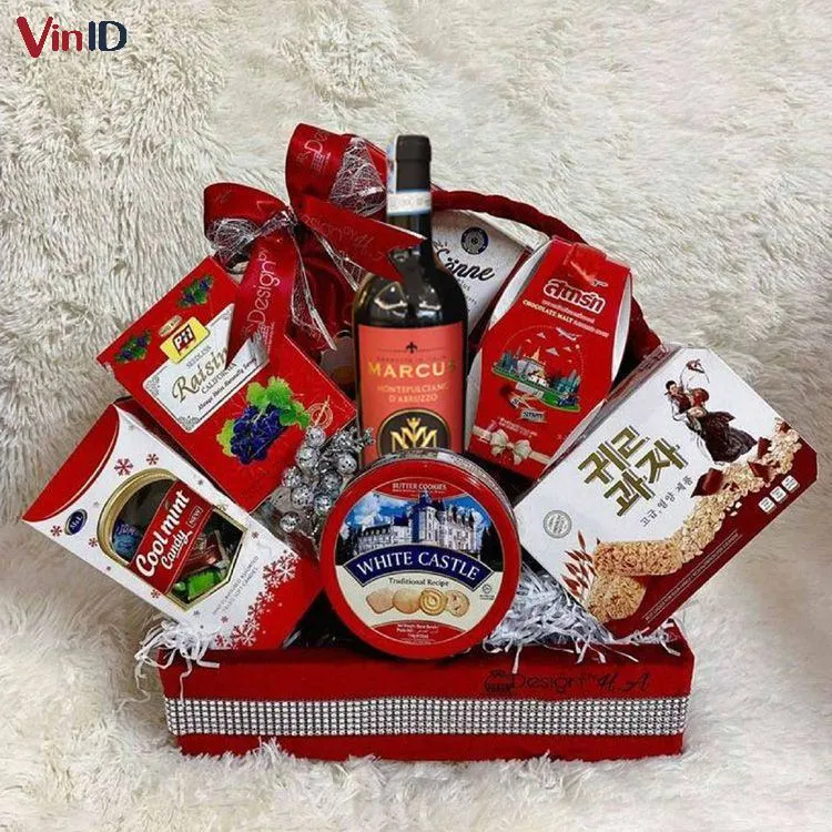 Giỏ quà tết sang trọng tặng nhân viên công ty