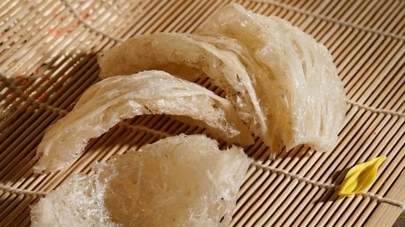 Yến sào chưng sẵn cao cấp là món quà sang trọng dành cho dịp Tết