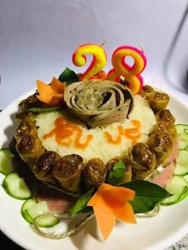 Bánh sinh nhật sáng tạo từ trái cây tươi