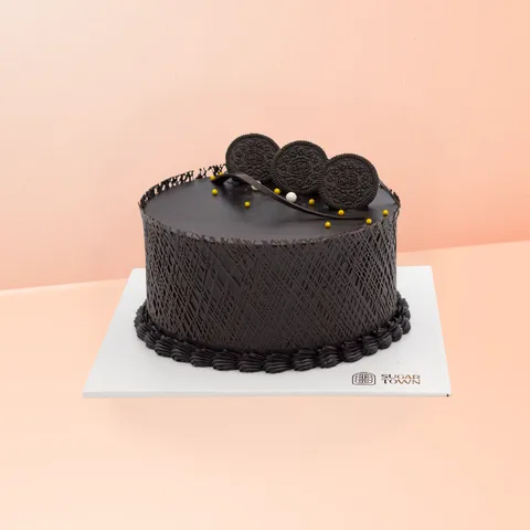 Bánh kem tặng bố mẹ trang trí phong cách hiện đại 2026