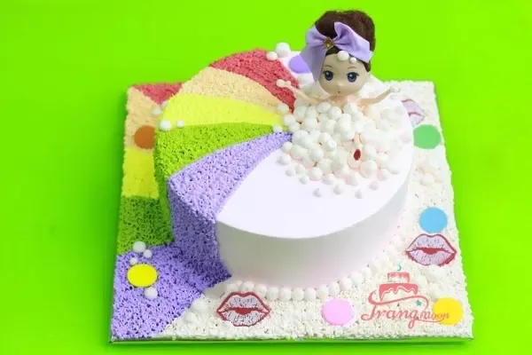 Mẫu bánh kết hợp tạo hình chibi đang cực kỳ được yêu chuộng